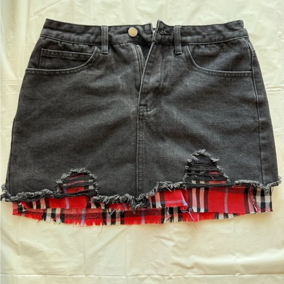Superdown Black Denim Skirt with Red Plaid Detail - Picture 2 of 4